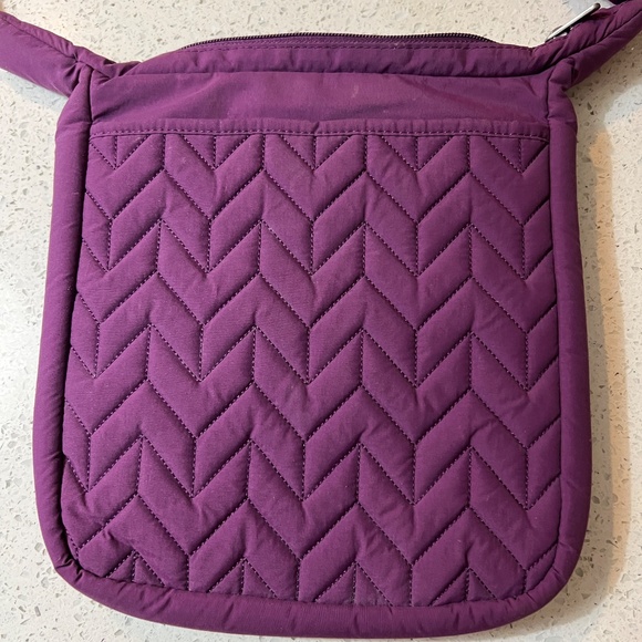 Lug Quilted Crossbody Bag Purple Plum 2 Front Zippered Pockets Zipper Closure - Picture 3 of 7